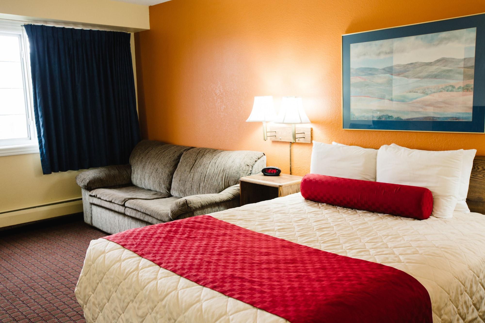 Days Inn By Wyndham Minot Bagian luar foto