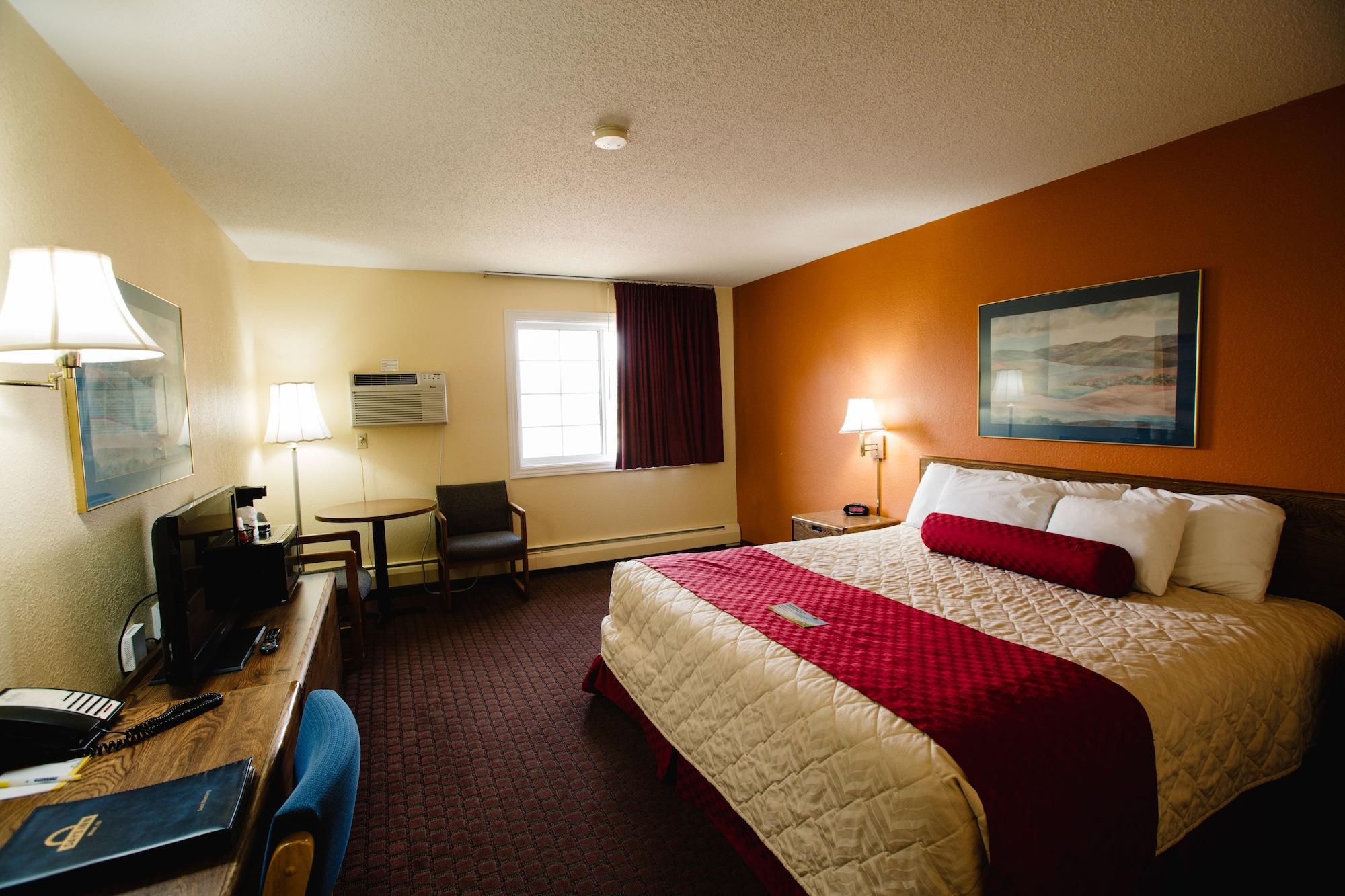 Days Inn By Wyndham Minot Bagian luar foto